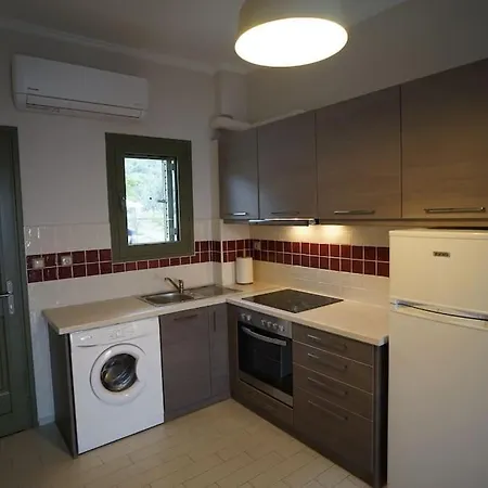 Alevras C Holiday home *